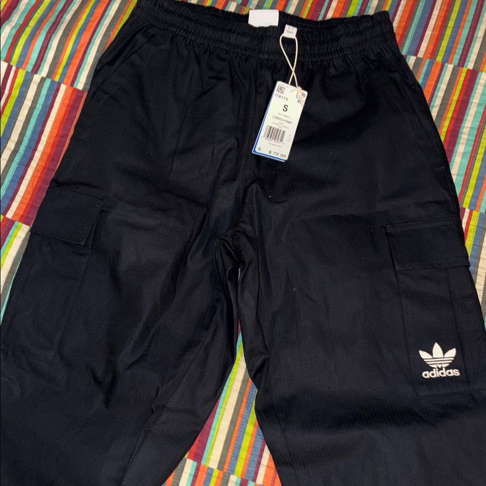 Adidas Black Cargo Pants size small new with tags embroidered logo super nice - Picture 2 of 16